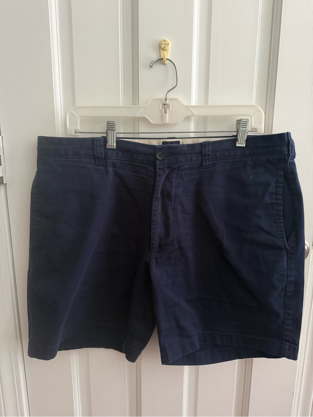 J. Crew Men's Navy 7 inch inseam Shorts